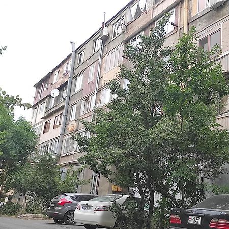 2 Bedroom Apartment, Quiet And Spacious يريفان المظهر الخارجي الصورة