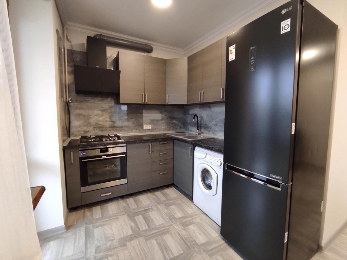 2 Bedroom Apartment, Quiet And Spacious يريفان المظهر الخارجي الصورة