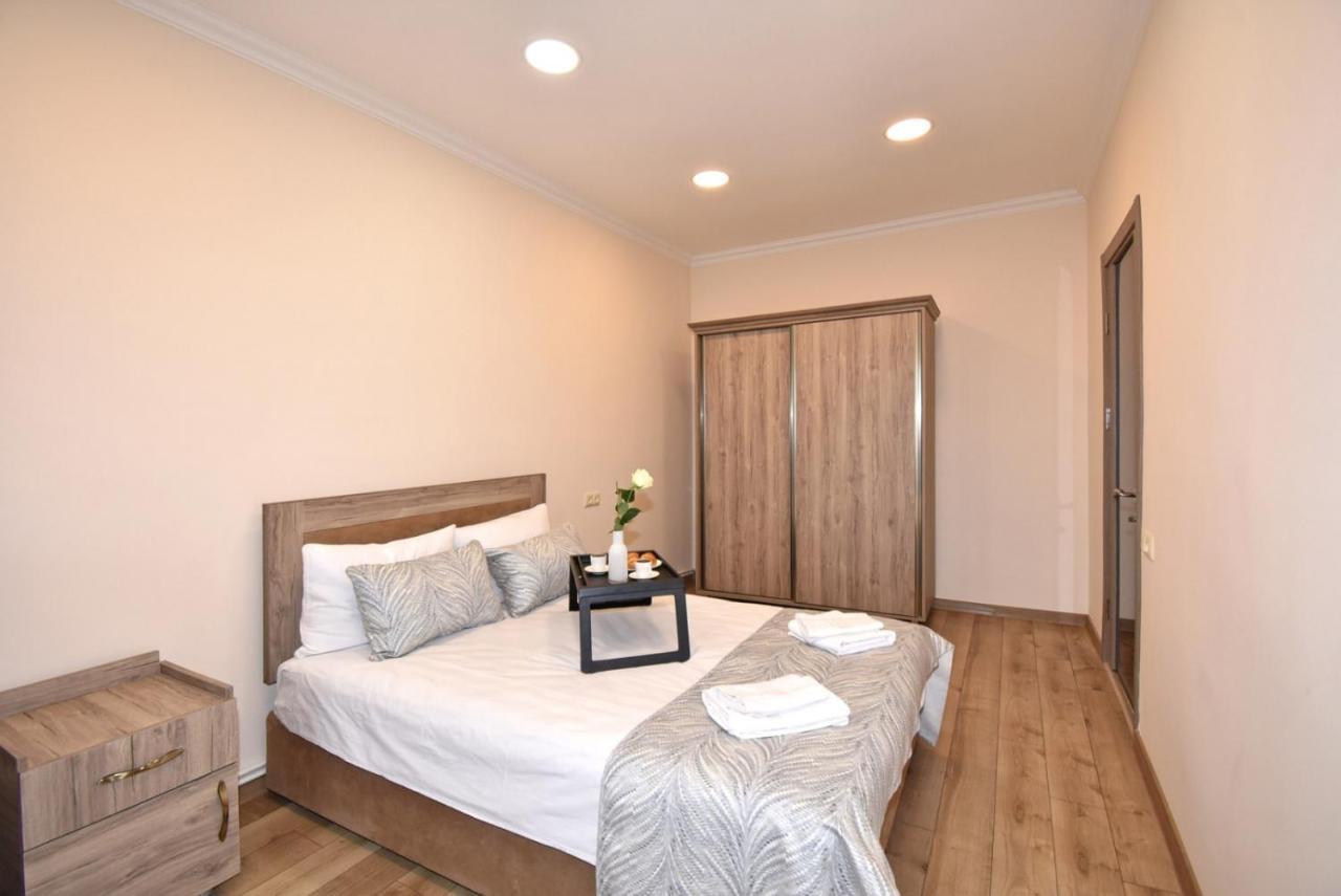 2 Bedroom Apartment, Quiet And Spacious يريفان المظهر الخارجي الصورة