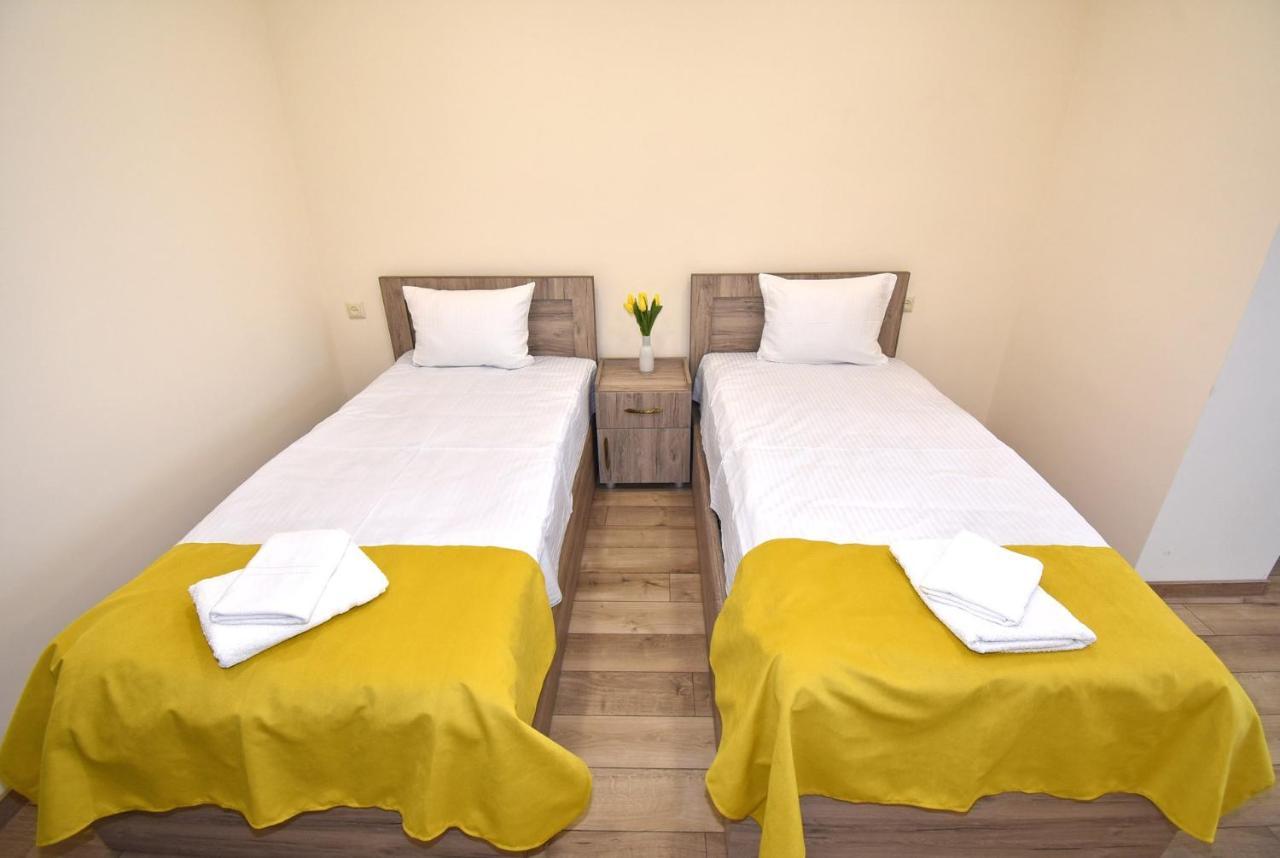 2 Bedroom Apartment, Quiet And Spacious يريفان المظهر الخارجي الصورة