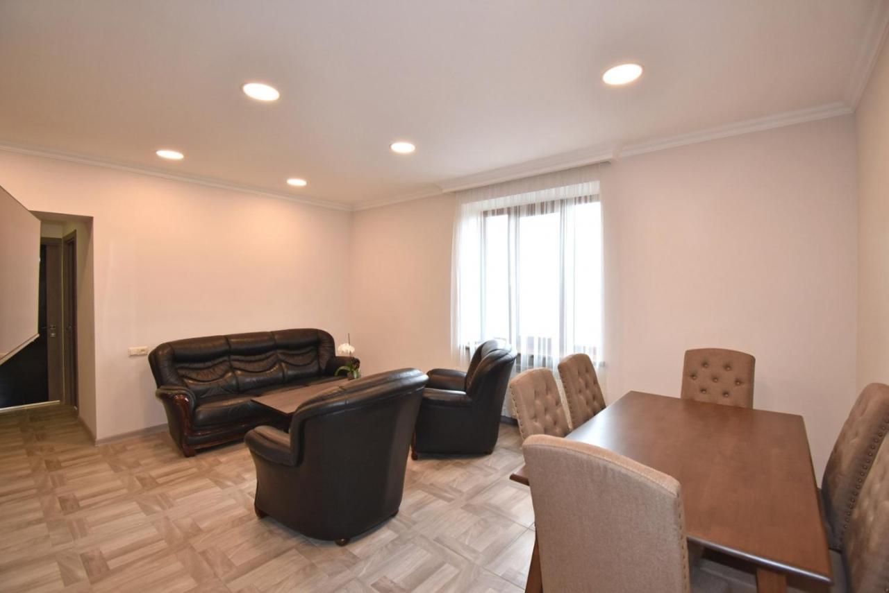 2 Bedroom Apartment, Quiet And Spacious يريفان المظهر الخارجي الصورة
